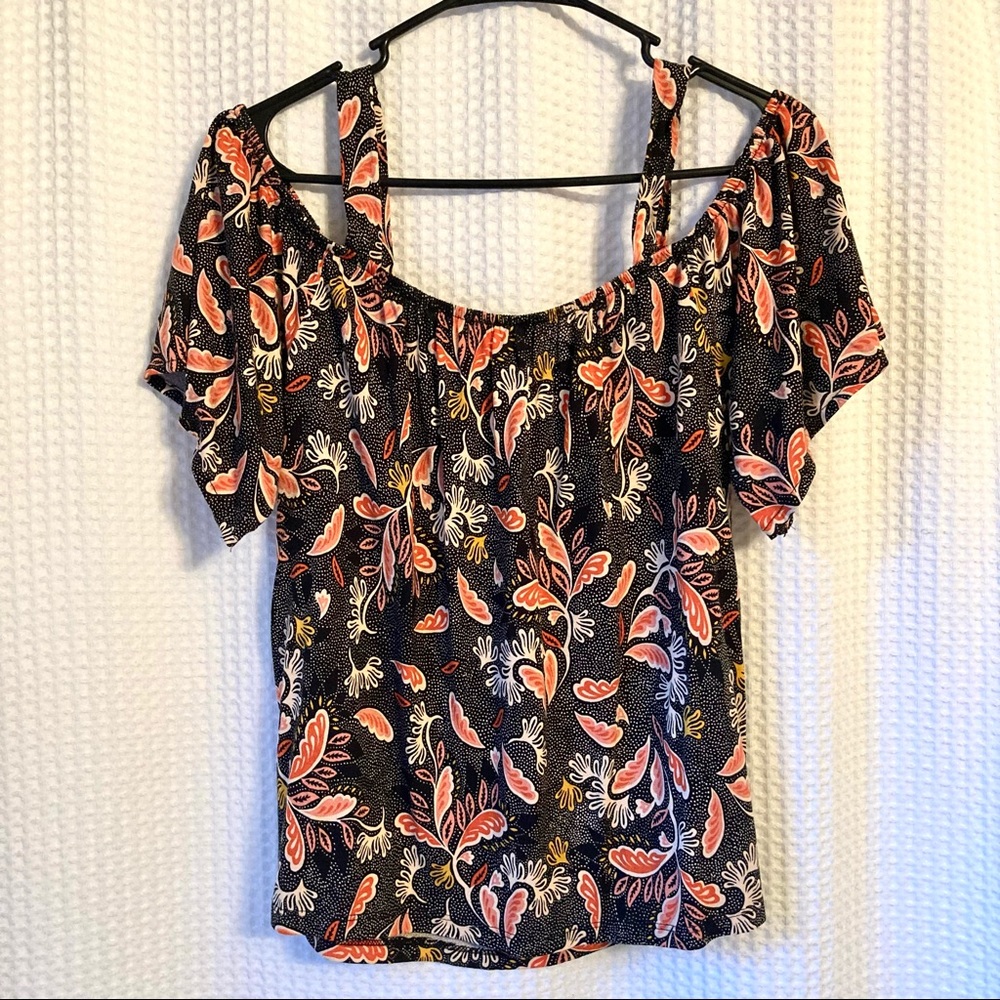Off the Shoulder H&M Top | Retro Print